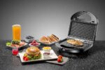 Black & Decker 3 In 1 Interchangeable 780W TS2130-B5, Grill & Waffle& Sandwich Maker - بلاك اند ديكر 3 في 1 قابلة للتبديل 780 وات TS2130-B5، ماكينة صنع الشواية والوافل والساندويتشات - Image 9