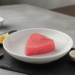 تونا ساكو – غير مُستوي